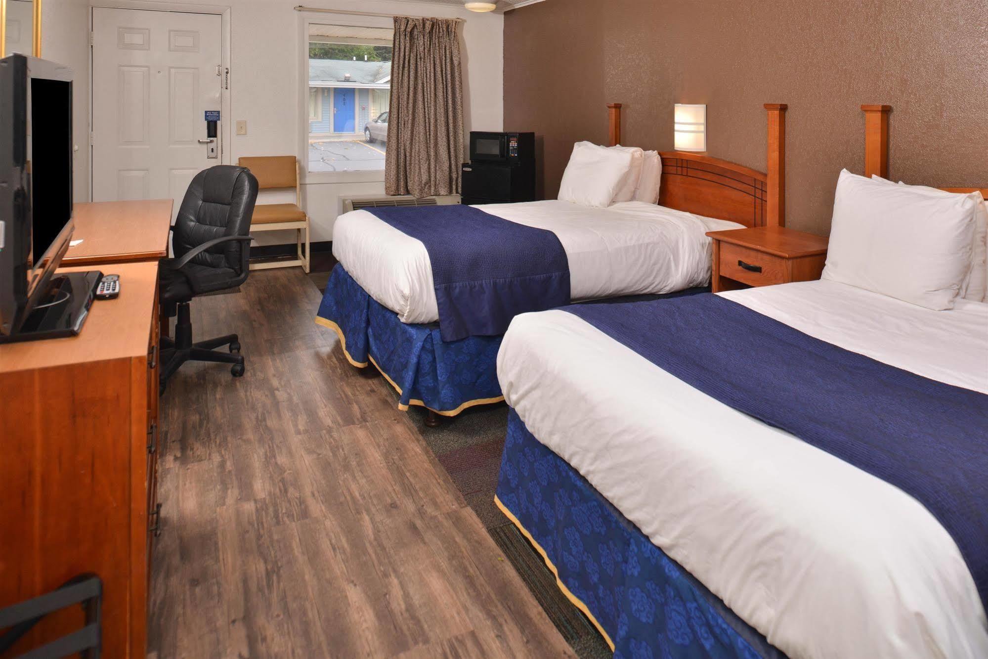 Americas Best Value Inn & Suites Джексон Экстерьер фото